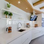 Stone Pearl