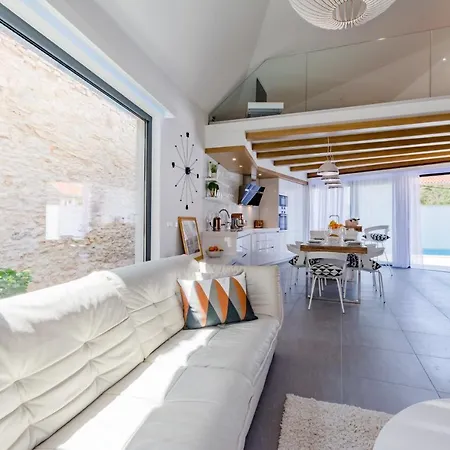 Stone Pearl * Sutivan