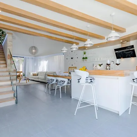 Villa Stone Pearl
