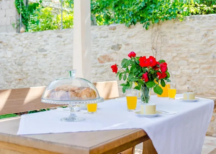 Stone Pearl Villa Sutivan