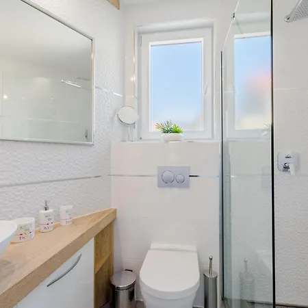 Stone Pearl Vila Sutivan