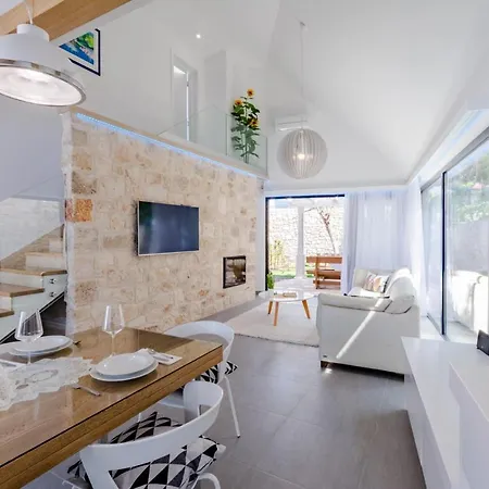 Stone Pearl * Sutivan